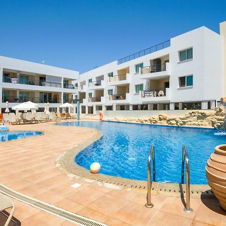 Seabreeze Apartment 200M Away From The Sea Paralímni Kültér fotó