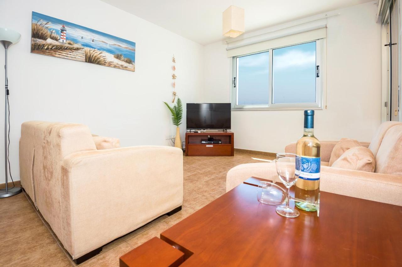 Seabreeze Apartment 200M Away From The Sea Paralímni Kültér fotó