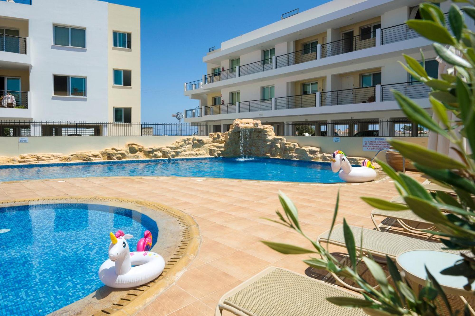 Seabreeze Apartment 200M Away From The Sea Paralímni Kültér fotó